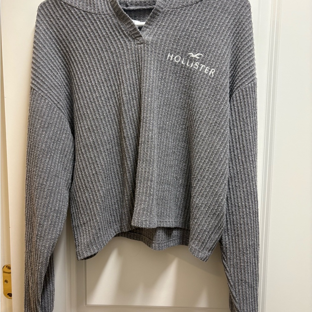 Hollister Gray Ribbed Hoodie - Size Small